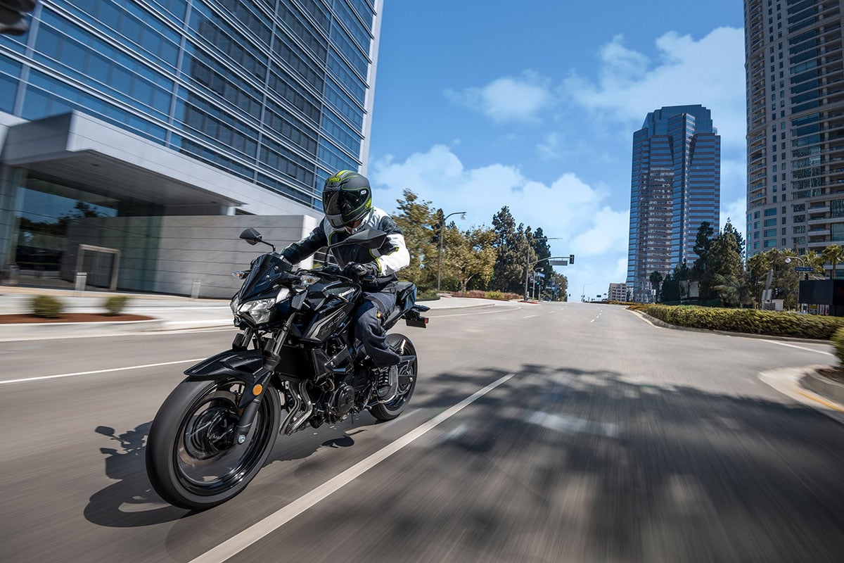 カワサキ「Z400」