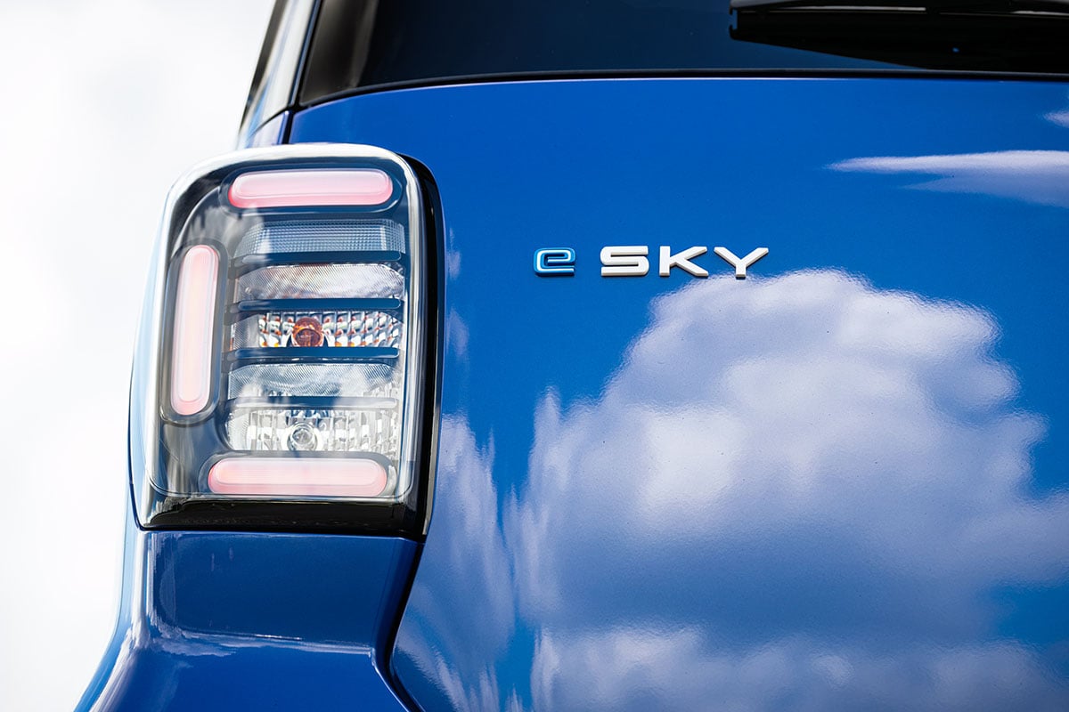 スズキ新型「eスカイ」（プロトタイプ）