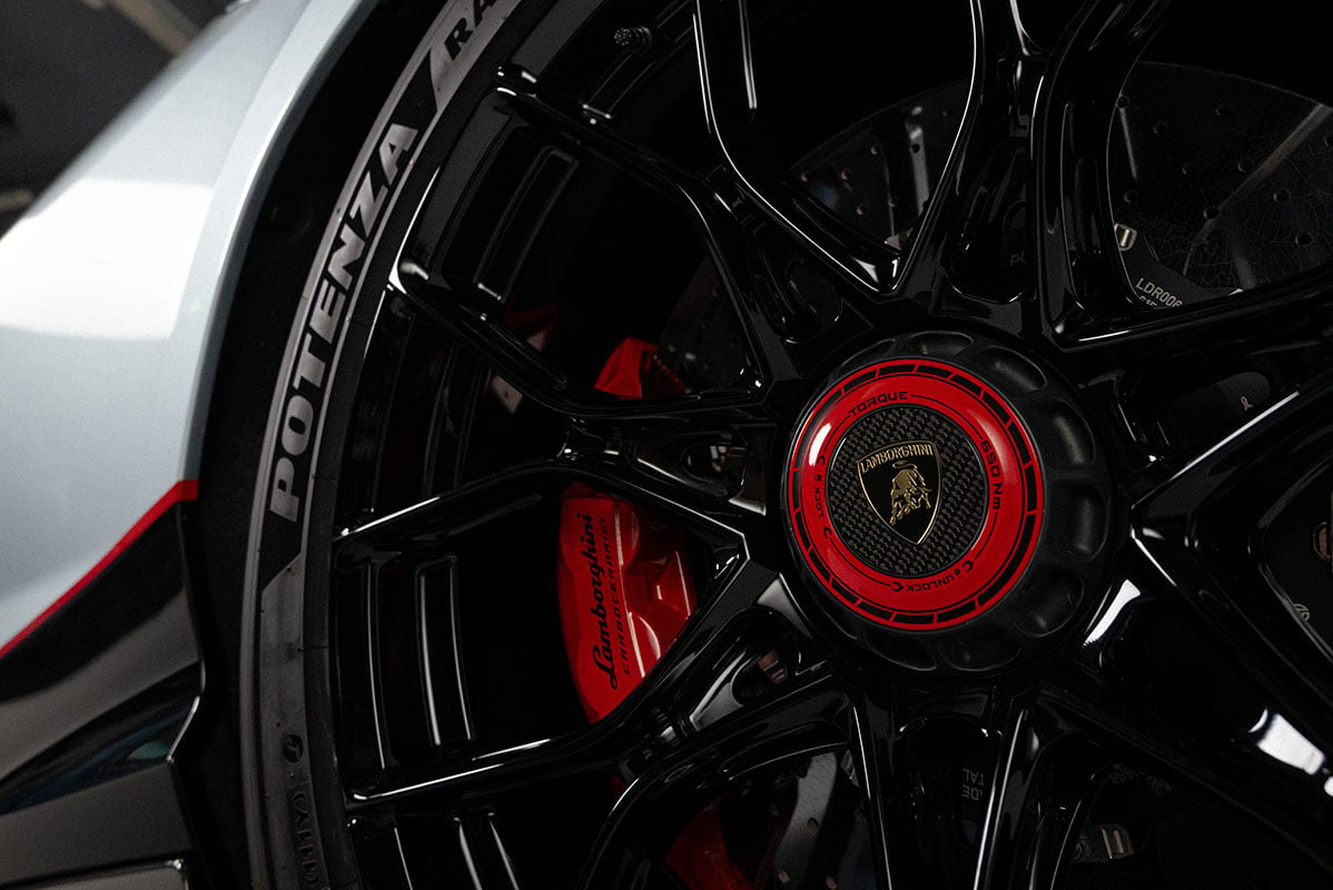 ランボルギーニ「レヴエルト SV」