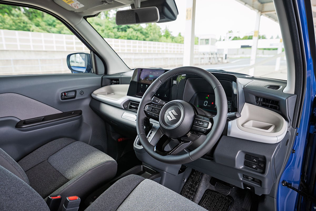 スズキ新型「eスカイ」（プロトタイプ）