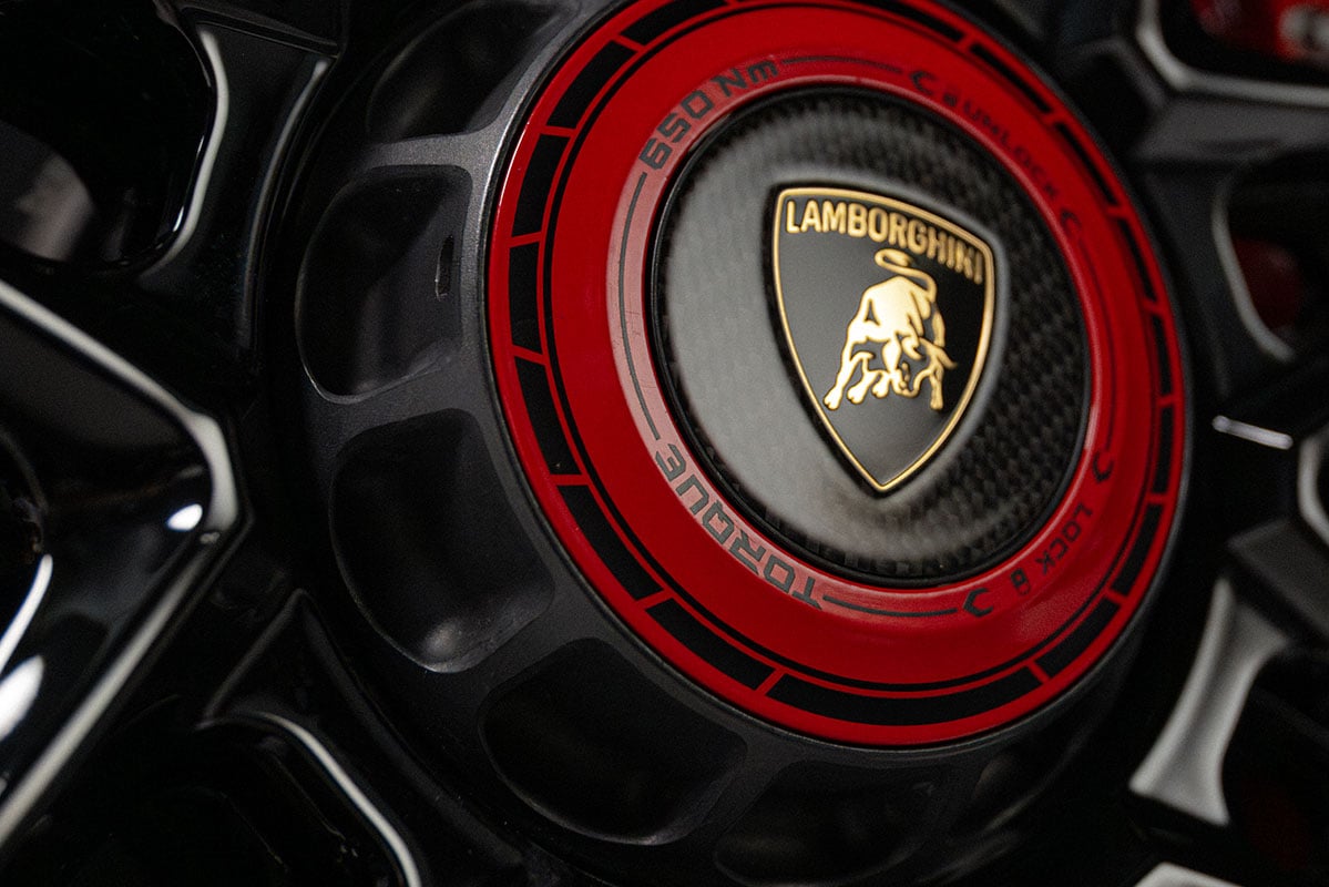 ランボルギーニ「レヴエルト SV」