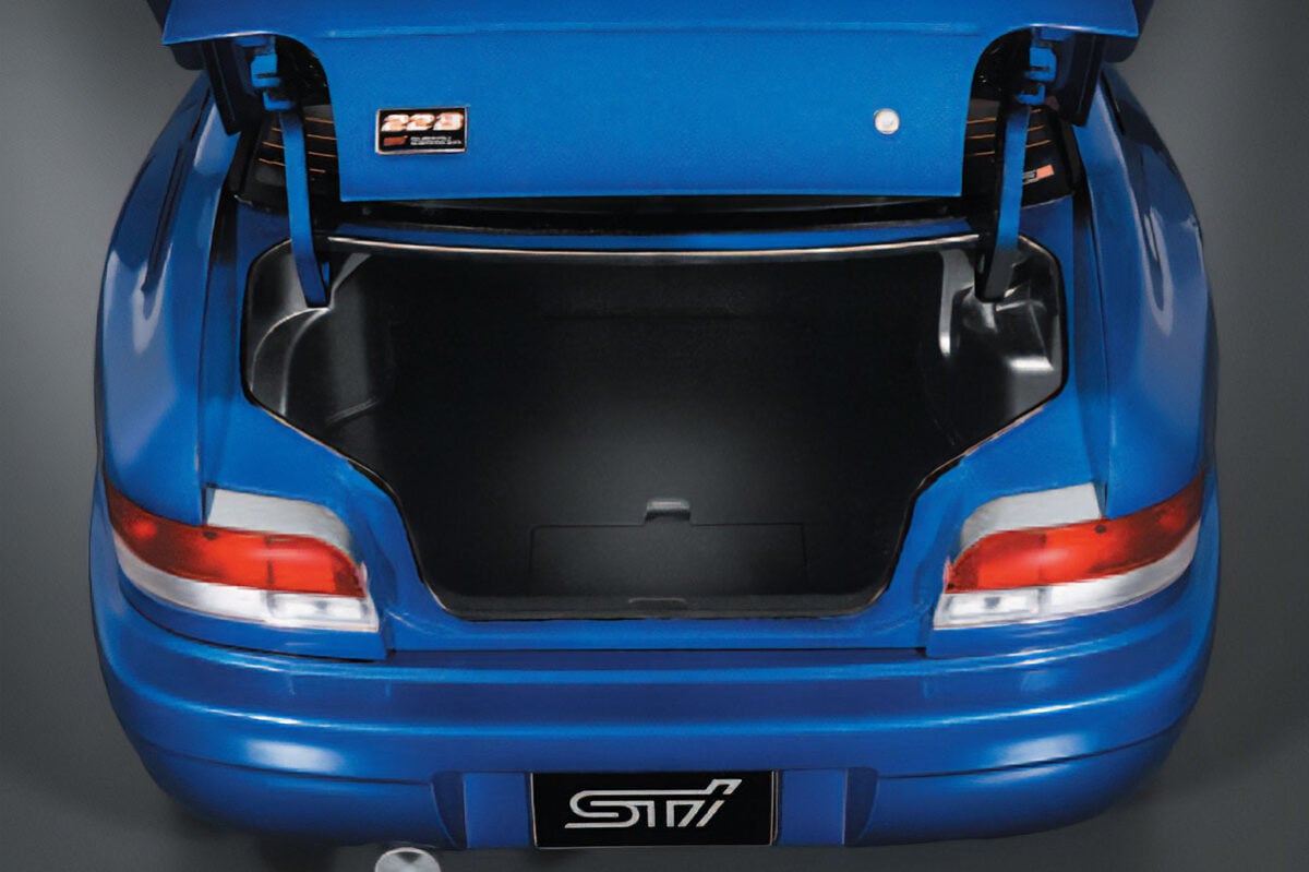 アシェット・コレクションズ・ジャパン『Impreza 22B-STi VERSIONをつくる』