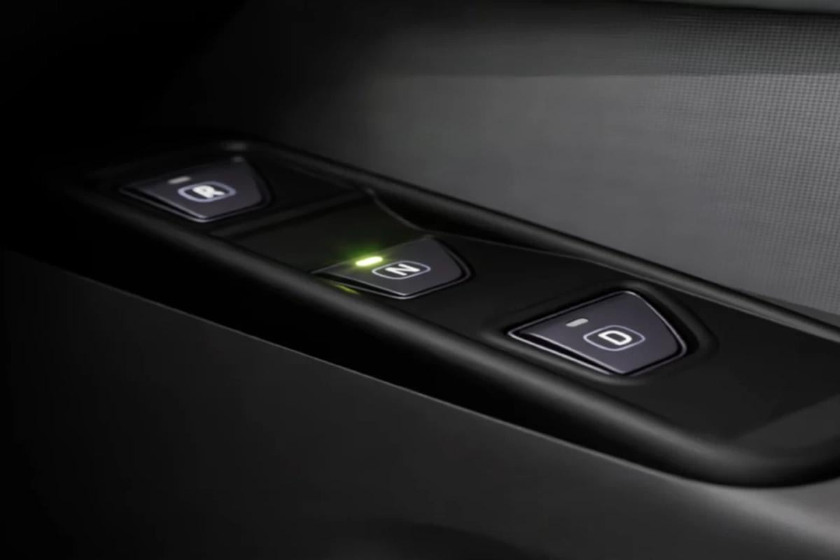 リーンモビリティが開発した3輪EV「リーンスリー」