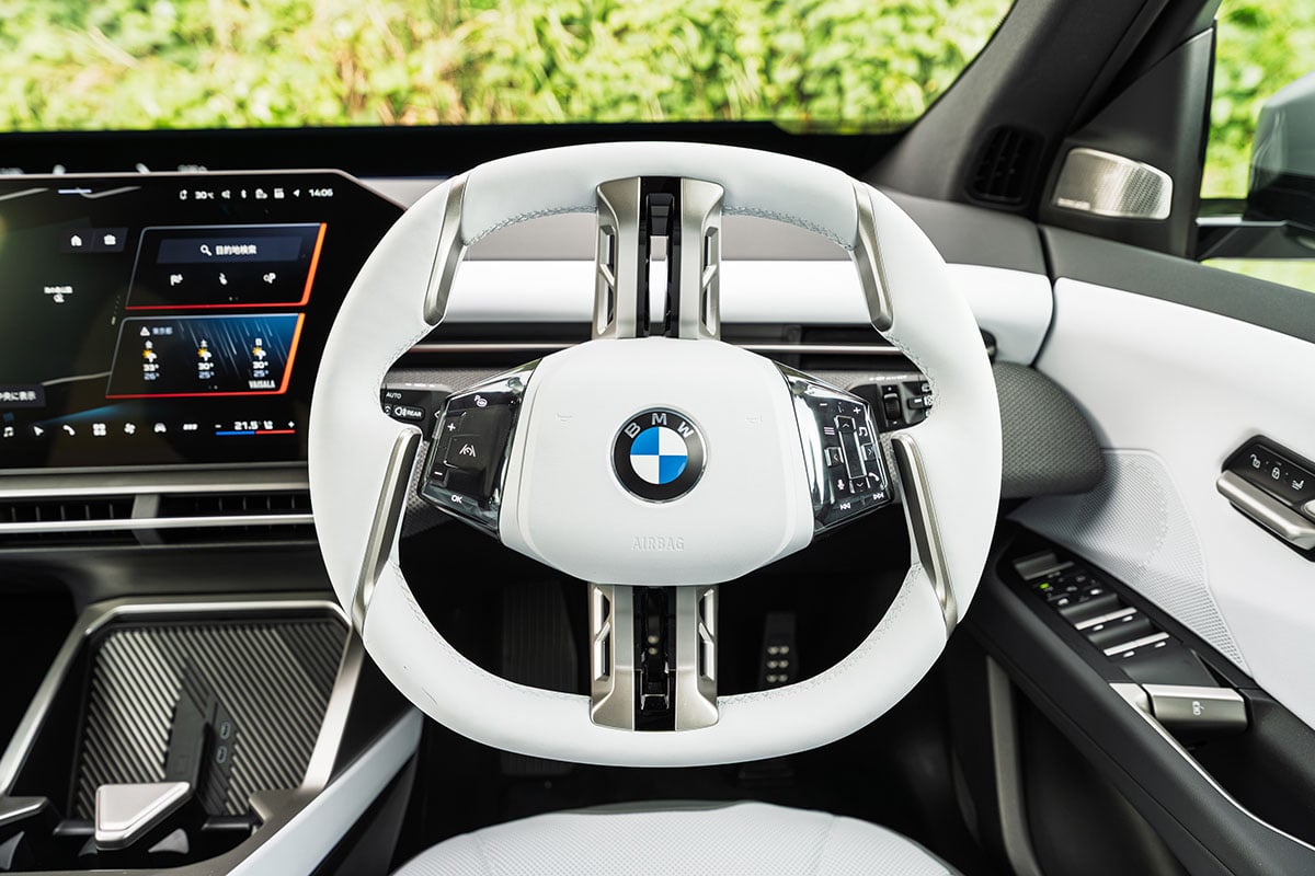 BMW新型「iX3 50 xDrive Mスポーツ」