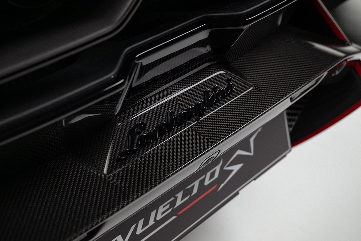 ランボルギーニ「レヴエルト SV」