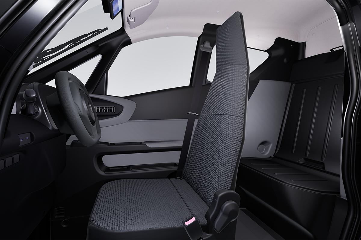 リーンモビリティが開発した3輪EV「リーンスリー」