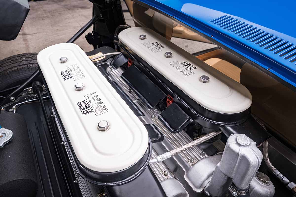 オークションに出品される1967年式ランボルギーニ「ミウラP400」Genau Autiwerks