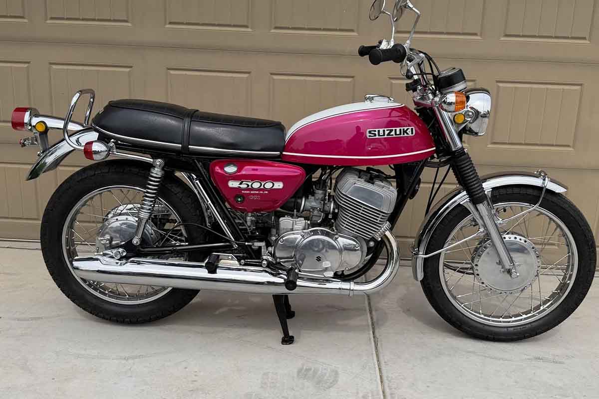 米国オークションに出品、落札された1971年式スズキ「T500」