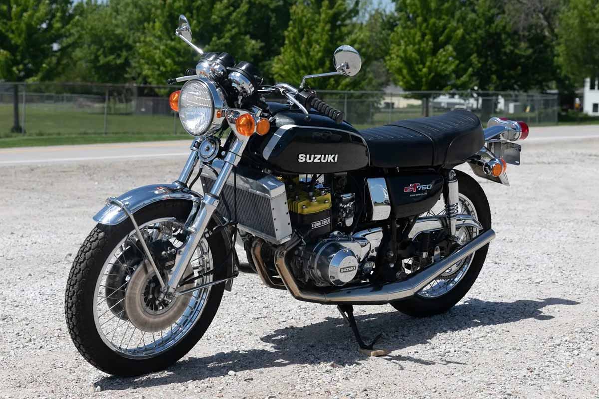 米国オンラインオークションに登場、落札された1974年式スズキ「GT750」