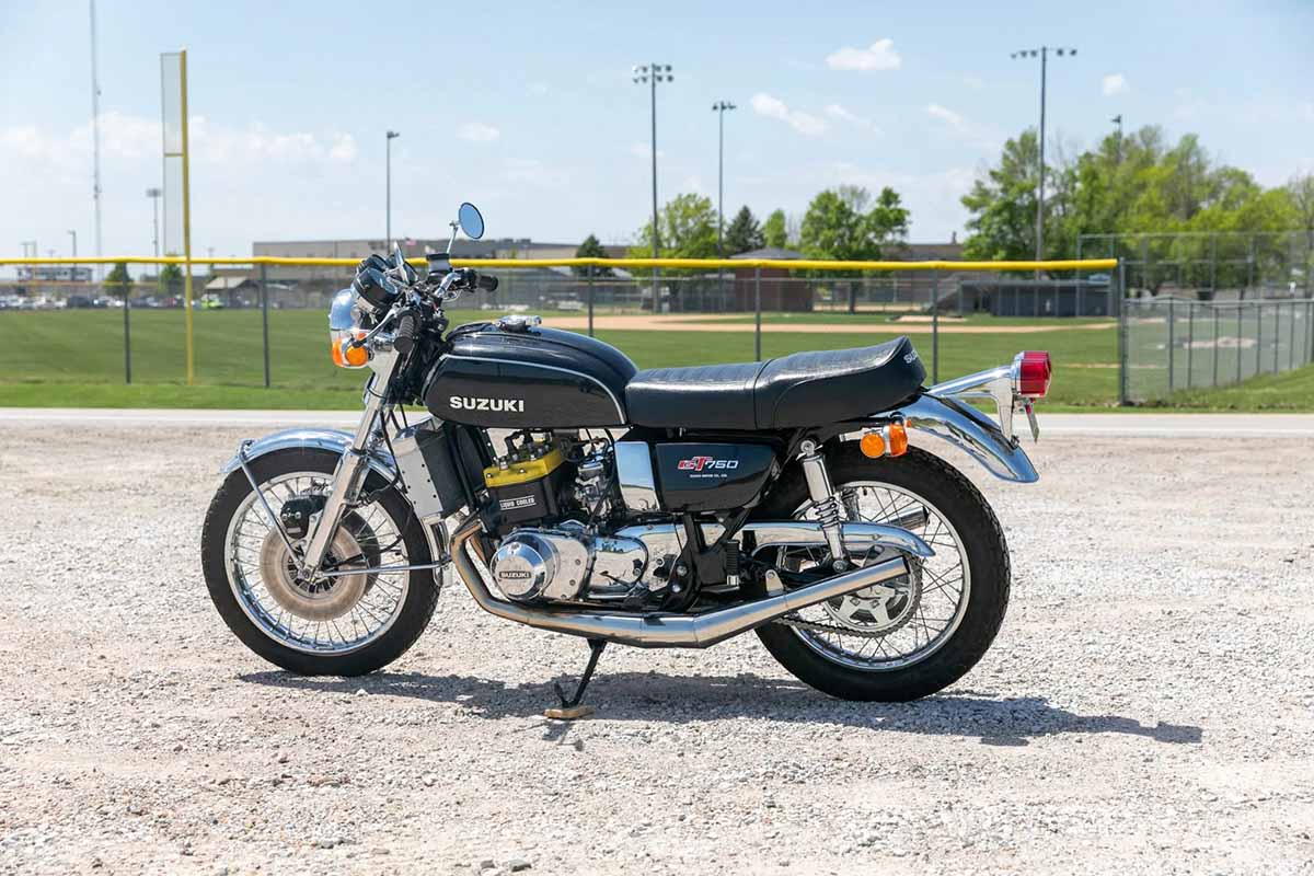 米国オンラインオークションに登場、落札された1974年式スズキ「GT750」