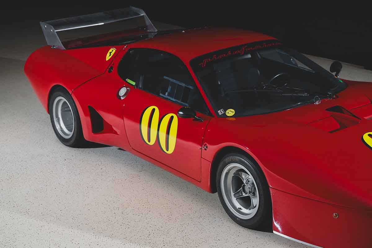 オークションに出品予定の1979年式フェラーリ「512 BB／LM」Darin Schnabel(c)2026 Courtesy of RM Sotheby's