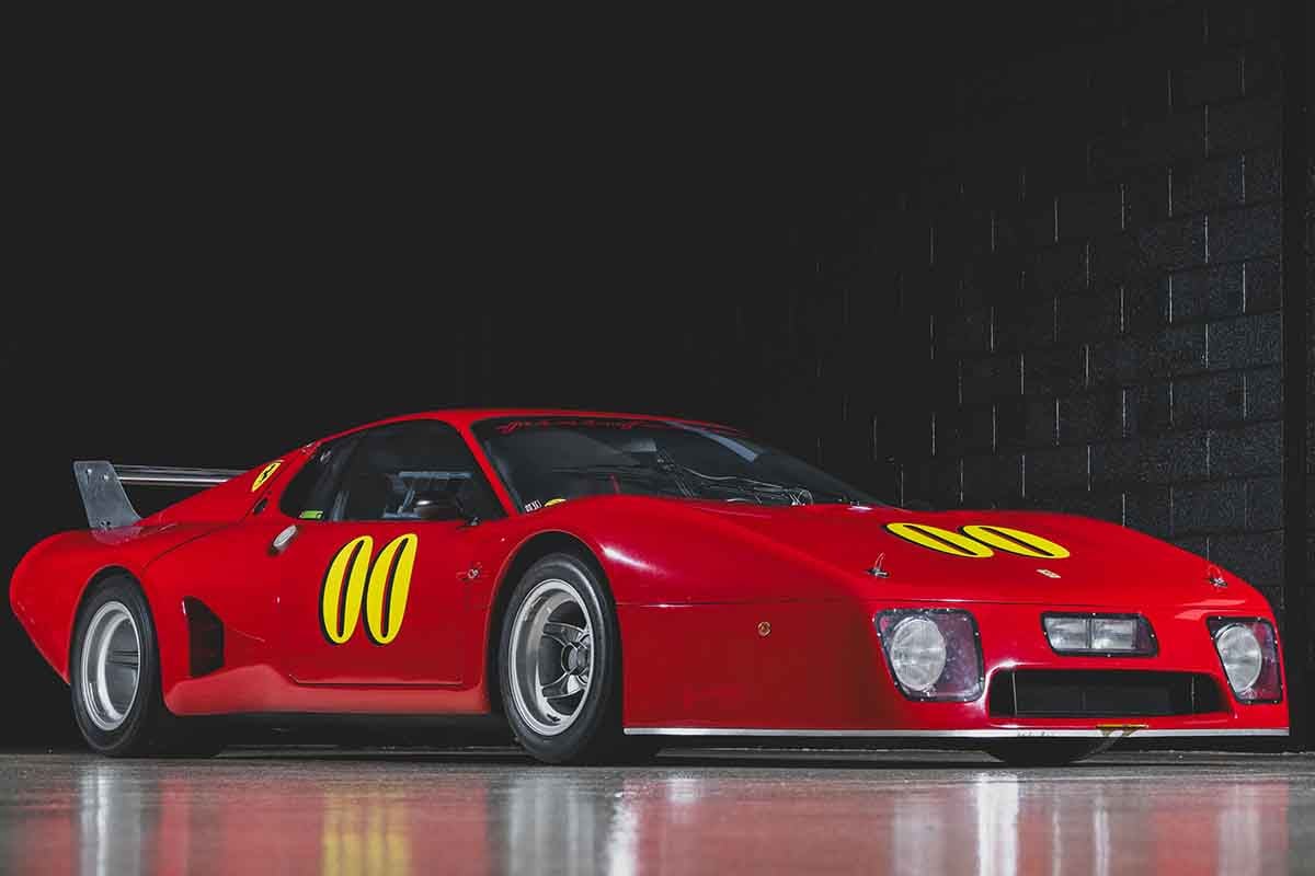オークションに出品予定の1979年式フェラーリ「512 BB/LM」Darin Schnabel(c)2026 Courtesy of RM Sotheby's