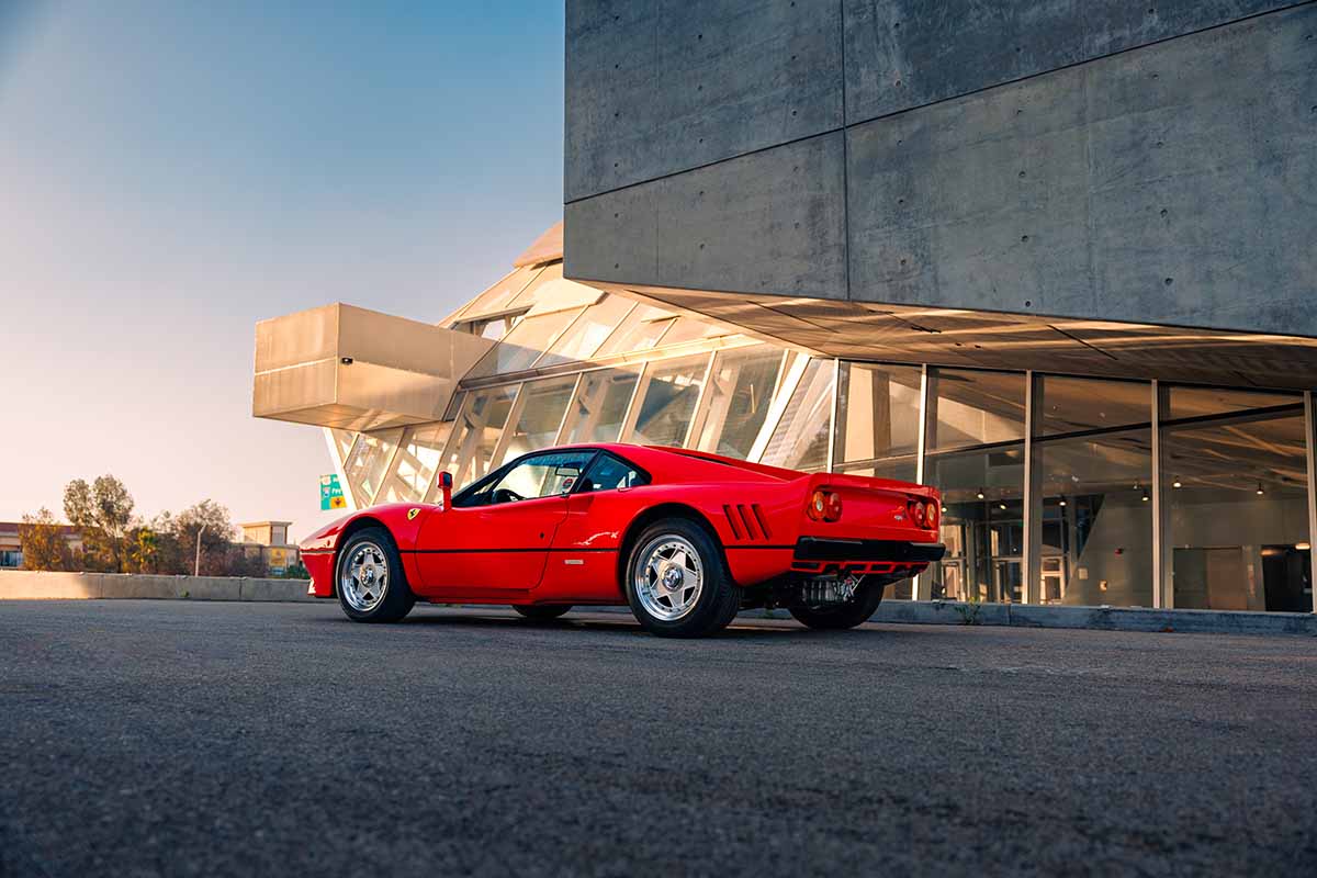 オークションに出品される1985年式フェラーリ「288GTO」Mikey Noga(c)2026 Courtesy of RM Sotheby's
