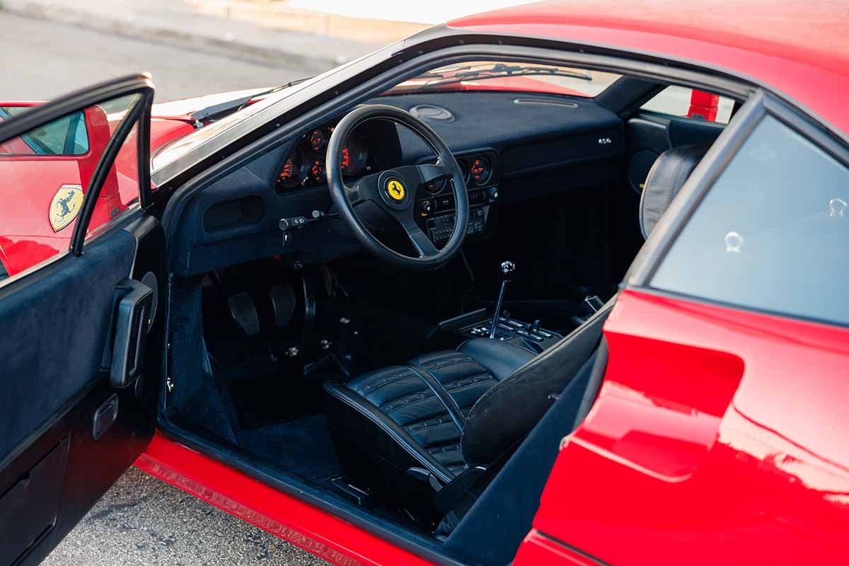 オークションに出品される1985年式フェラーリ「288GTO」Mikey Noga(c)2026 Courtesy of RM Sotheby's