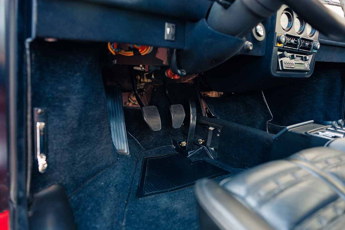 オークションに出品される1985年式フェラーリ「288GTO」Mikey Noga(c)2026 Courtesy of RM Sotheby's