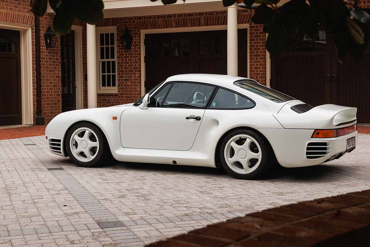 オークションに出品予定の1989年式ポルシェ「959スポーツ」Andrew Miterko(c)2026 Courtesy of RM Sotheby's