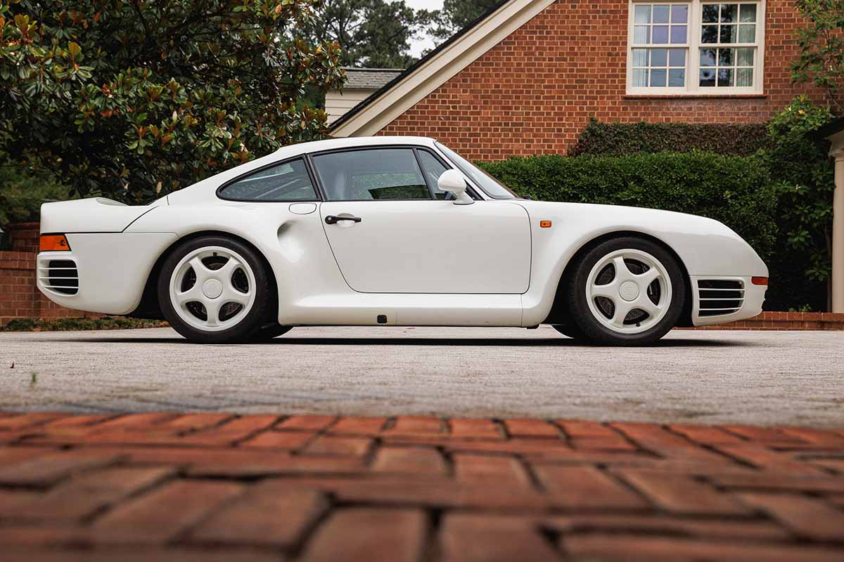 オークションに出品予定の1989年式ポルシェ「959スポーツ」Andrew Miterko(c)2026 Courtesy of RM Sotheby's