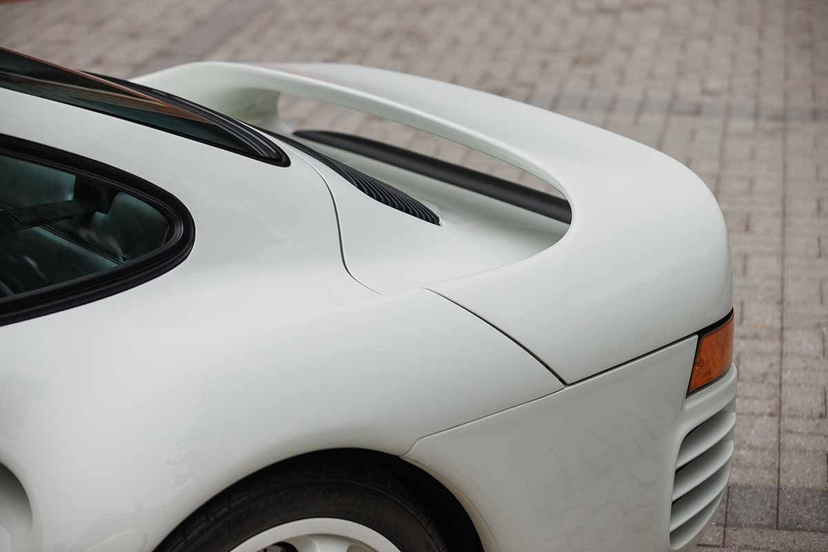 オークションに出品予定の1989年式ポルシェ「959スポーツ」Andrew Miterko(c)2026 Courtesy of RM Sotheby's
