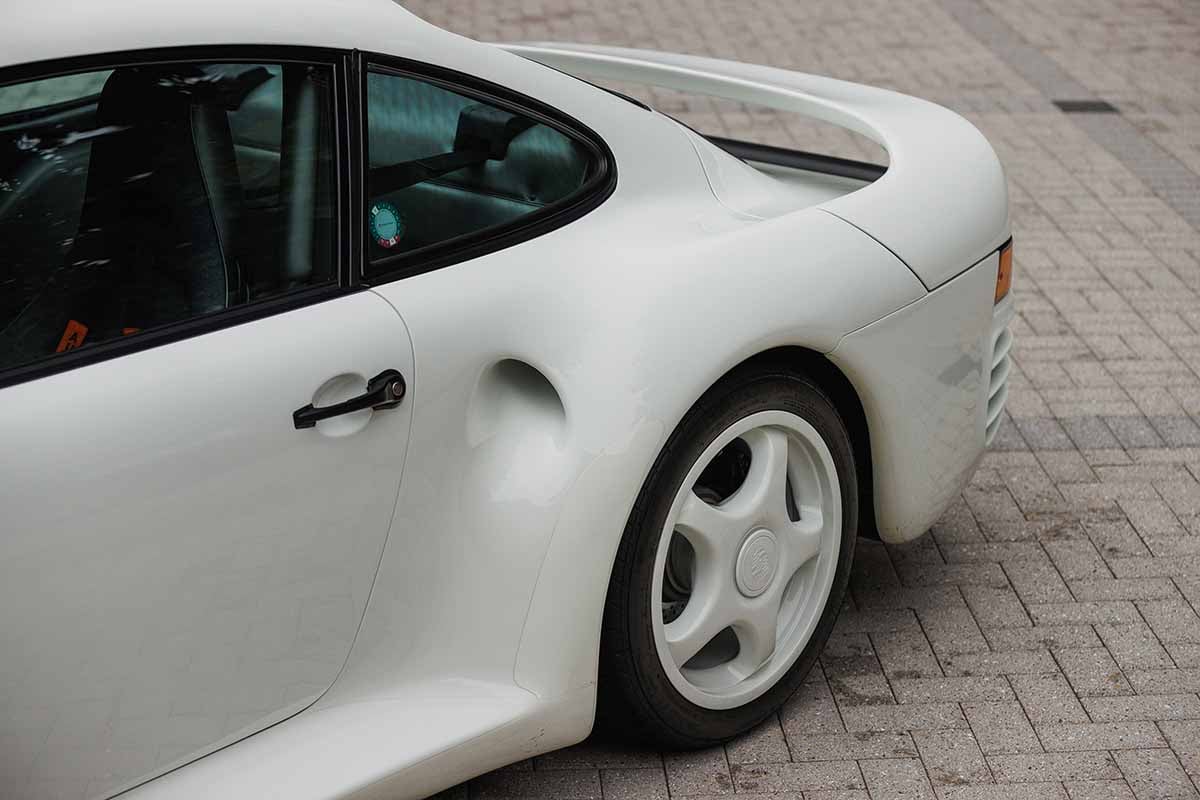 オークションに出品予定の1989年式ポルシェ「959スポーツ」Andrew Miterko(c)2026 Courtesy of RM Sotheby's