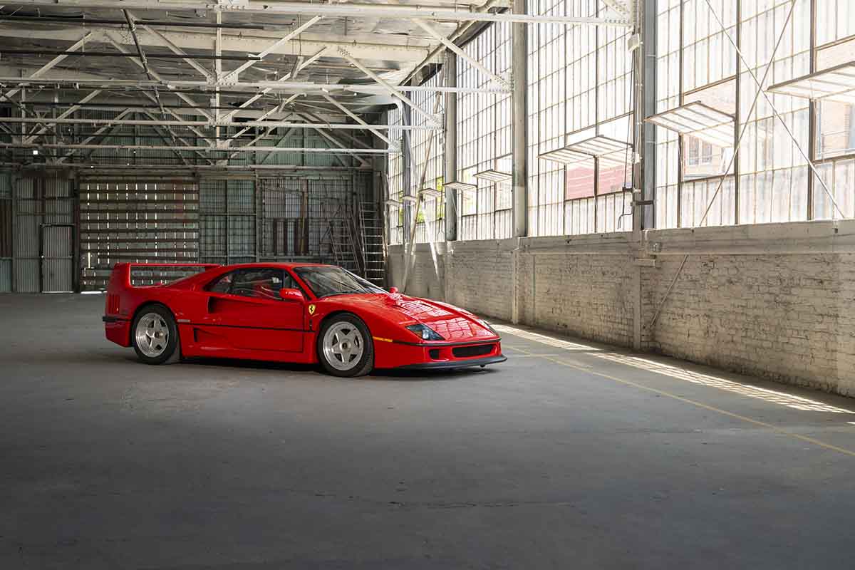 オークションに出品される予定の1991年式フェラーリ「F40」Robin Adams(c)2026 Courtesy of RM Sotheby's