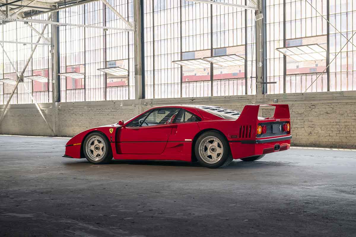オークションに出品される予定の1991年式フェラーリ「F40」Robin Adams(c)2026 Courtesy of RM Sotheby's