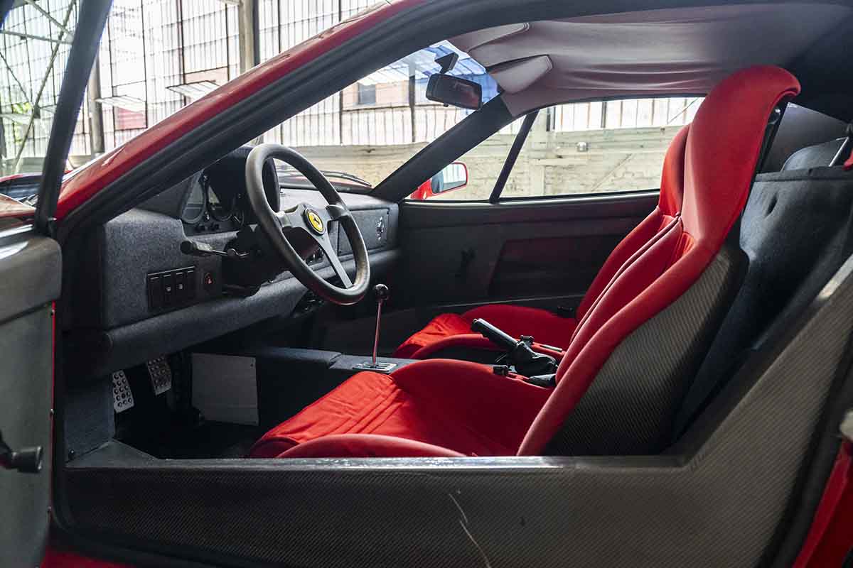 オークションに出品される予定の1991年式フェラーリ「F40」Robin Adams(c)2026 Courtesy of RM Sotheby's