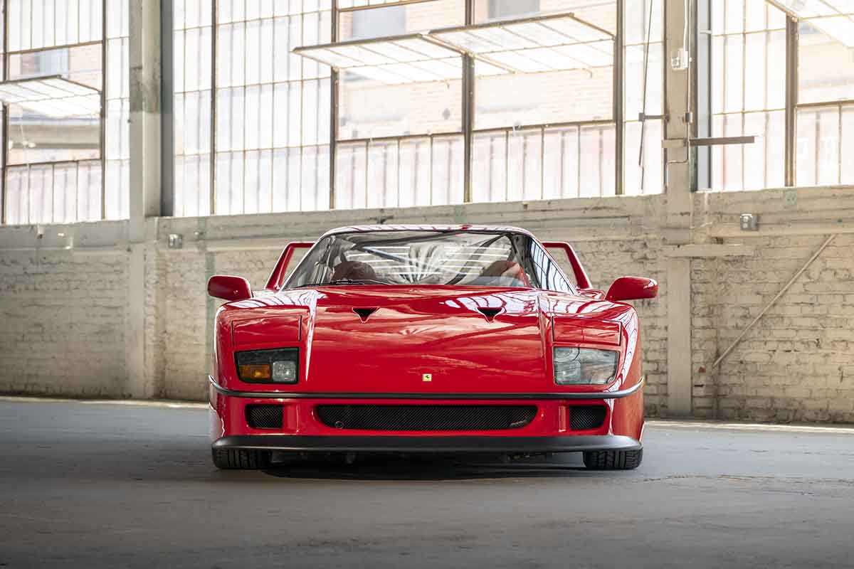 オークションに出品される予定の1991年式フェラーリ「F40」Robin Adams(c)2026 Courtesy of RM Sotheby's