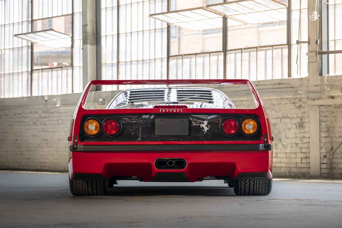 オークションに出品される予定の1991年式フェラーリ「F40」Robin Adams(c)2026 Courtesy of RM Sotheby's