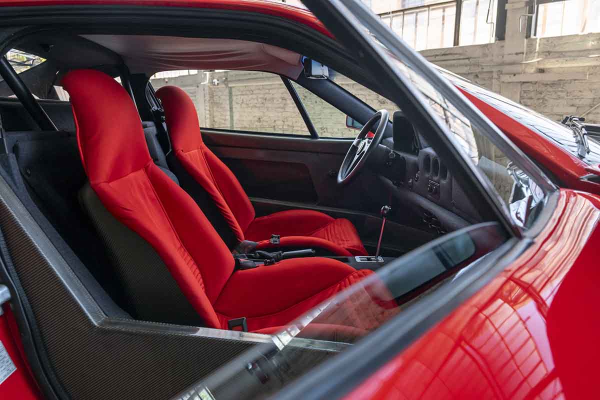 オークションに出品される予定の1991年式フェラーリ「F40」Robin Adams(c)2026 Courtesy of RM Sotheby's