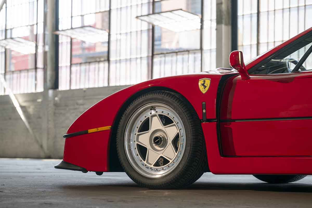 オークションに出品される予定の1991年式フェラーリ「F40」Robin Adams(c)2026 Courtesy of RM Sotheby's