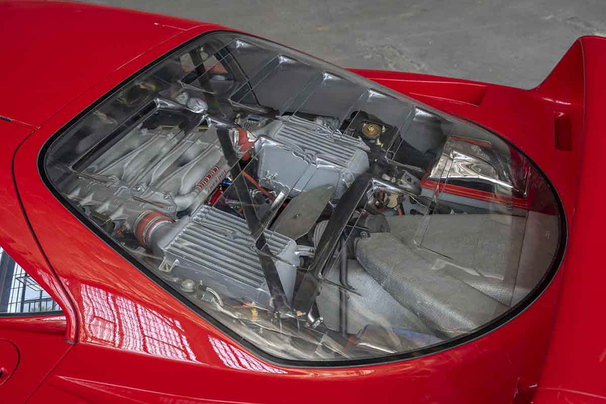 オークションに出品される予定の1991年式フェラーリ「F40」Robin Adams(c)2026 Courtesy of RM Sotheby's
