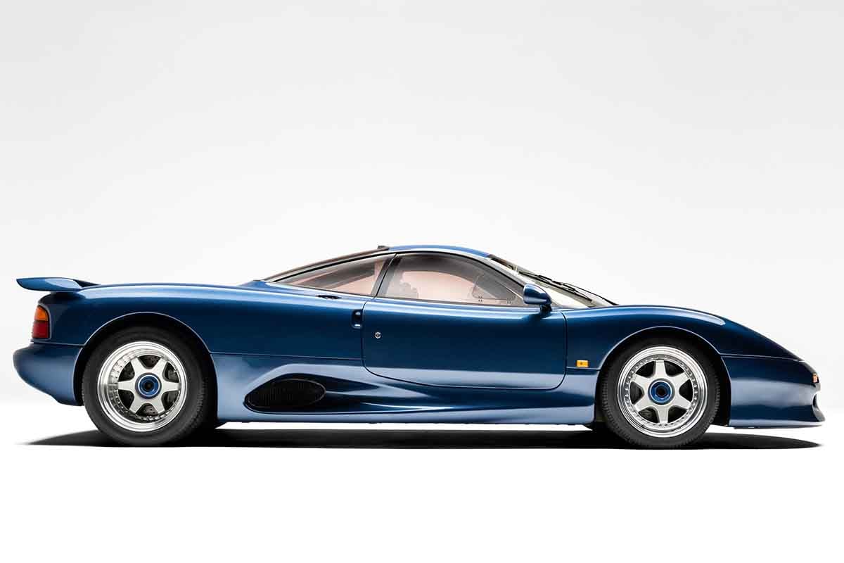 オークションに出品予定の1991年式ジャガー「XJR-15」Jeremy Cliff(c)2026 Courtesy of RM Sotheby's
