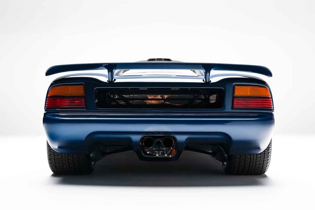 オークションに出品予定の1991年式ジャガー「XJR-15」Jeremy Cliff(c)2026 Courtesy of RM Sotheby's