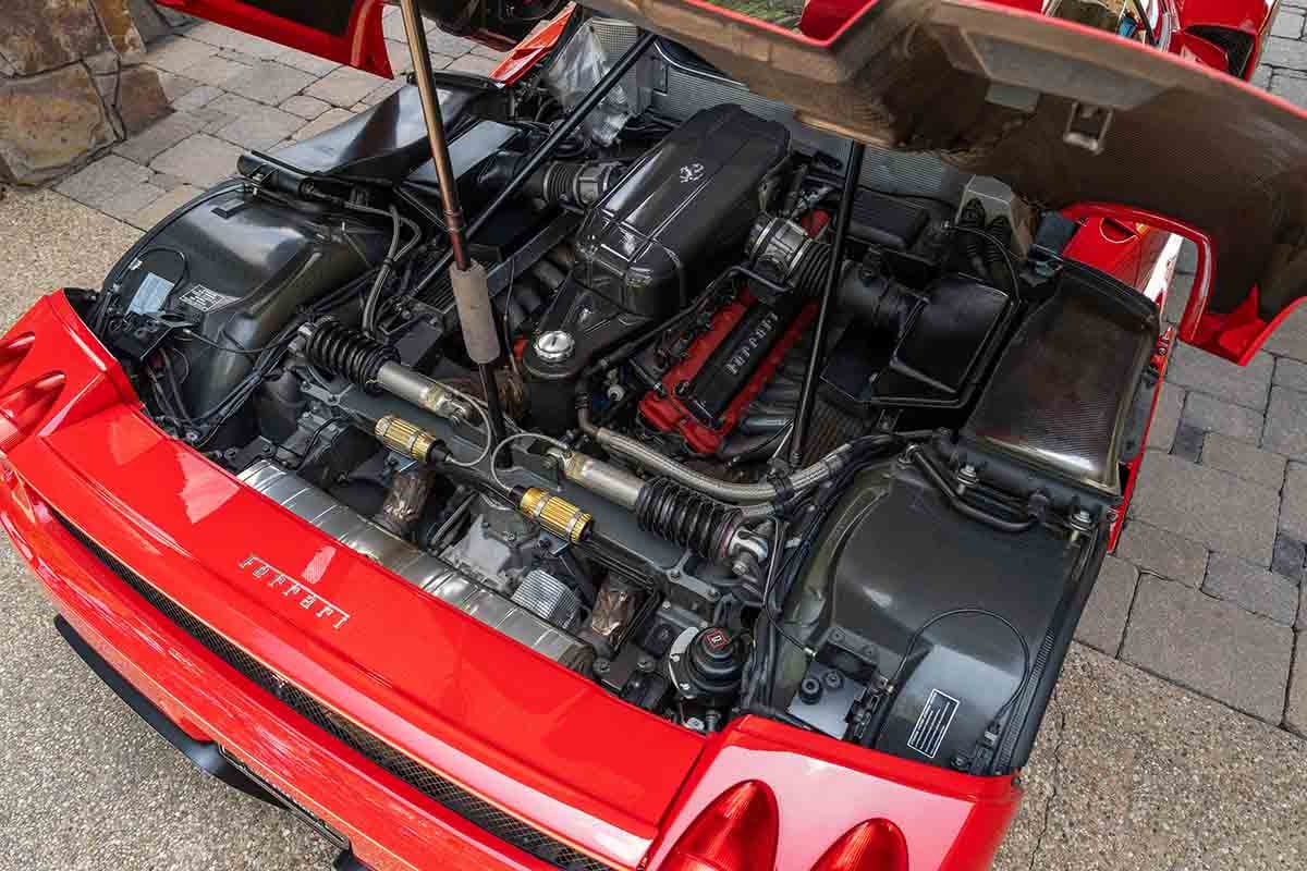 941万ドル（約14億1000万円）で落札された2003年式「エンツォ・フェラーリ」Erik Olsen(c)2026 Courtesy of RM Sotheby's