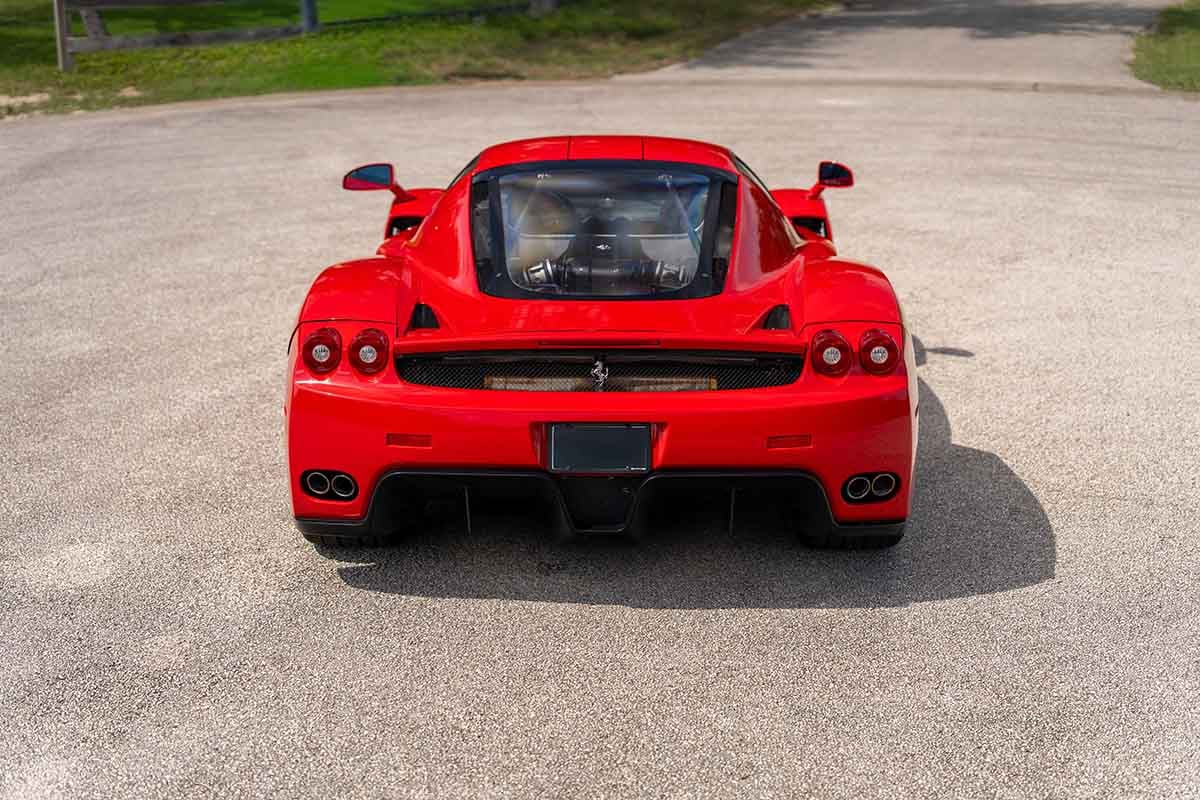 941万ドル（約14億1000万円）で落札された2003年式「エンツォ・フェラーリ」Erik Olsen(c)2026 Courtesy of RM Sotheby's