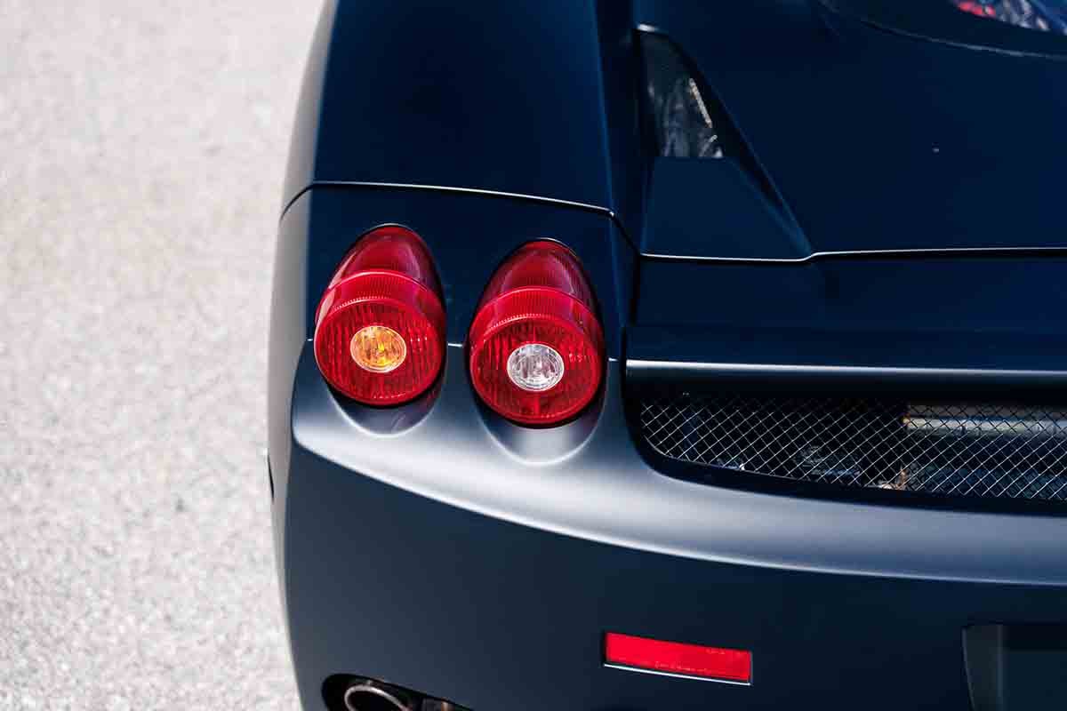 オークションに出品予定の2004年式フェラーリ「エンツォ」Mikey Noga(c)2026 Courtesy of RM Sotheby's