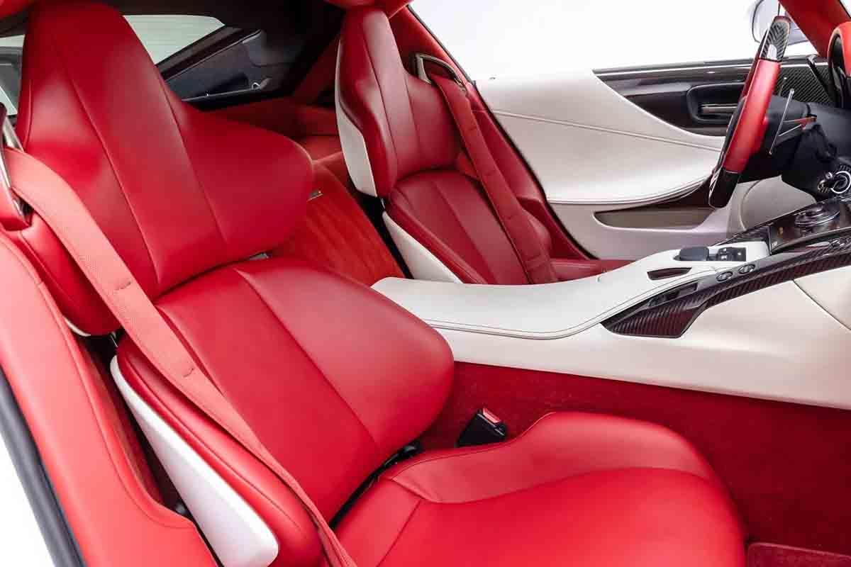 オークションに出品予定の2012年式レクサス「LFAニュルブルクリンク・パッケージ」(c)2026 BROAD ARROW Auctions