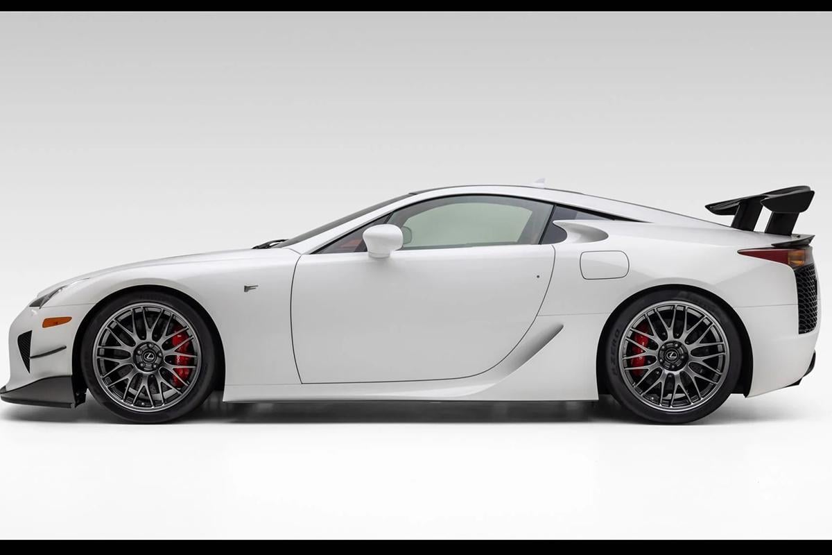 オークションに出品予定の2012年式レクサス「LFAニュルブルクリンク・パッケージ」(c)2026 BROAD ARROW Auctions