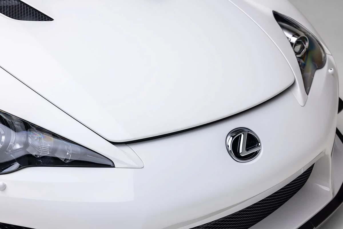 オークションに出品予定の2012年式レクサス「LFAニュルブルクリンク・パッケージ」(c)2026 BROAD ARROW Auctions
