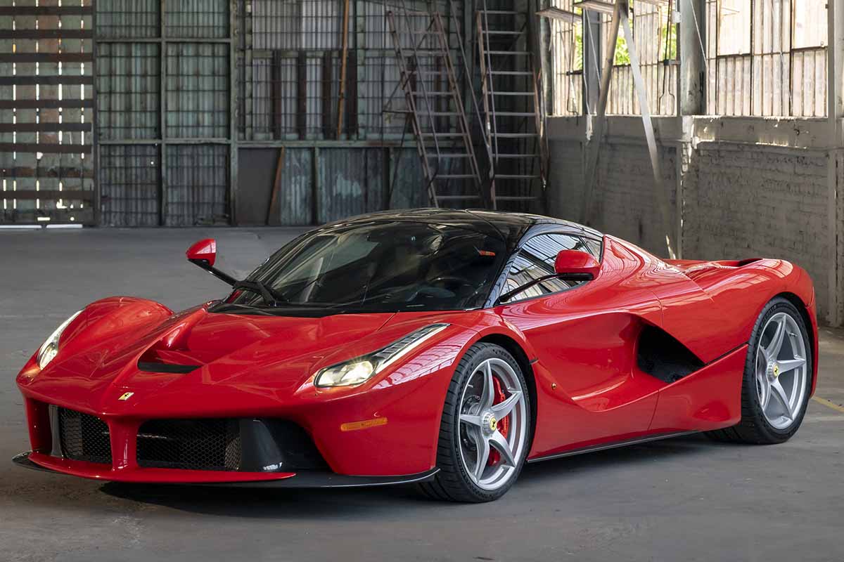 オークションに出品される2015年式フェラーリ「ラ・フェラーリ」Robin Adams(c)2026 Courtesy of RM Sotheby's