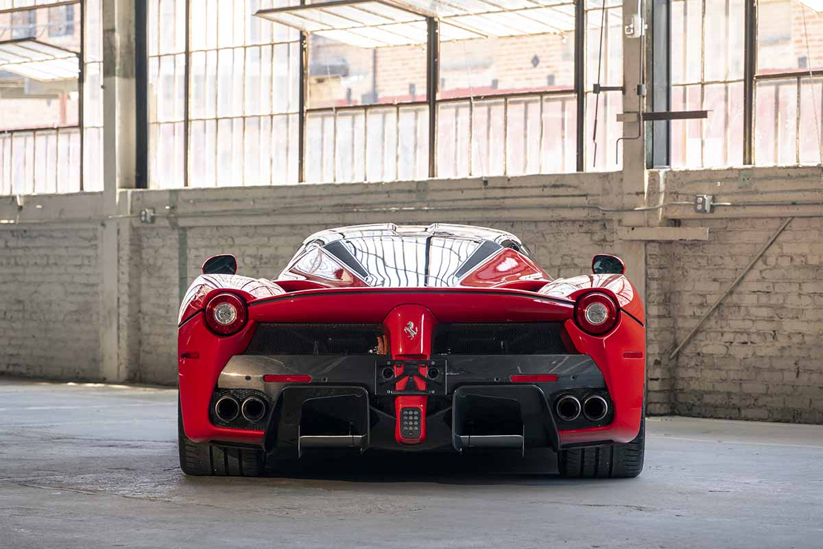 オークションに出品される2015年式フェラーリ「ラ・フェラーリ」Robin Adams(c)2026 Courtesy of RM Sotheby's