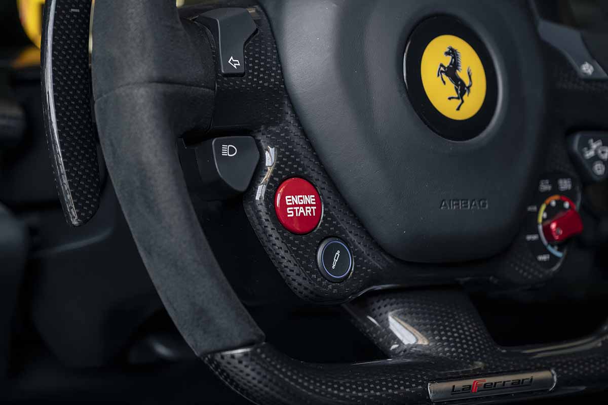 オークションに出品される2015年式フェラーリ「ラ・フェラーリ」Robin Adams(c)2026 Courtesy of RM Sotheby's