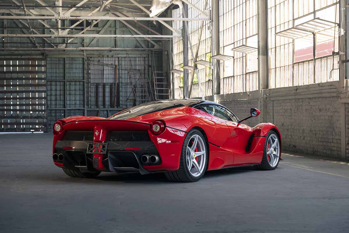 オークションに出品される2015年式フェラーリ「ラ・フェラーリ」Robin Adams(c)2026 Courtesy of RM Sotheby's