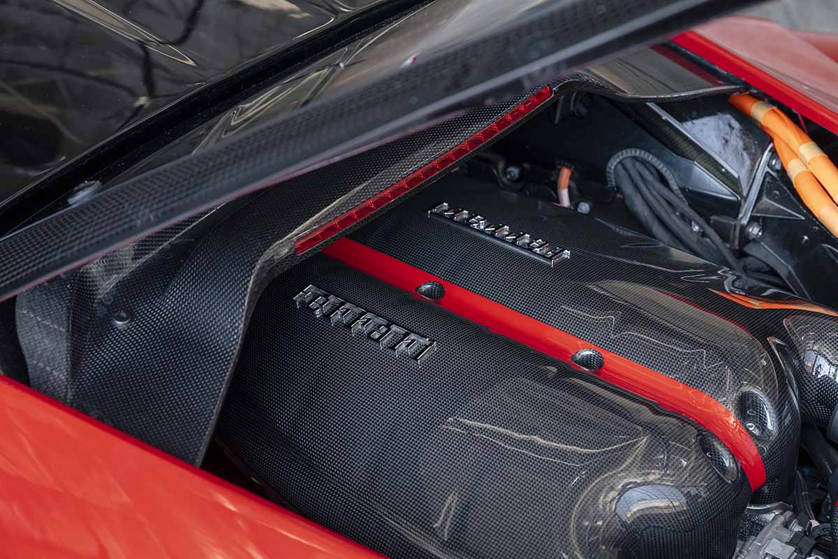オークションに出品される2015年式フェラーリ「ラ・フェラーリ」Robin Adams(c)2026 Courtesy of RM Sotheby's