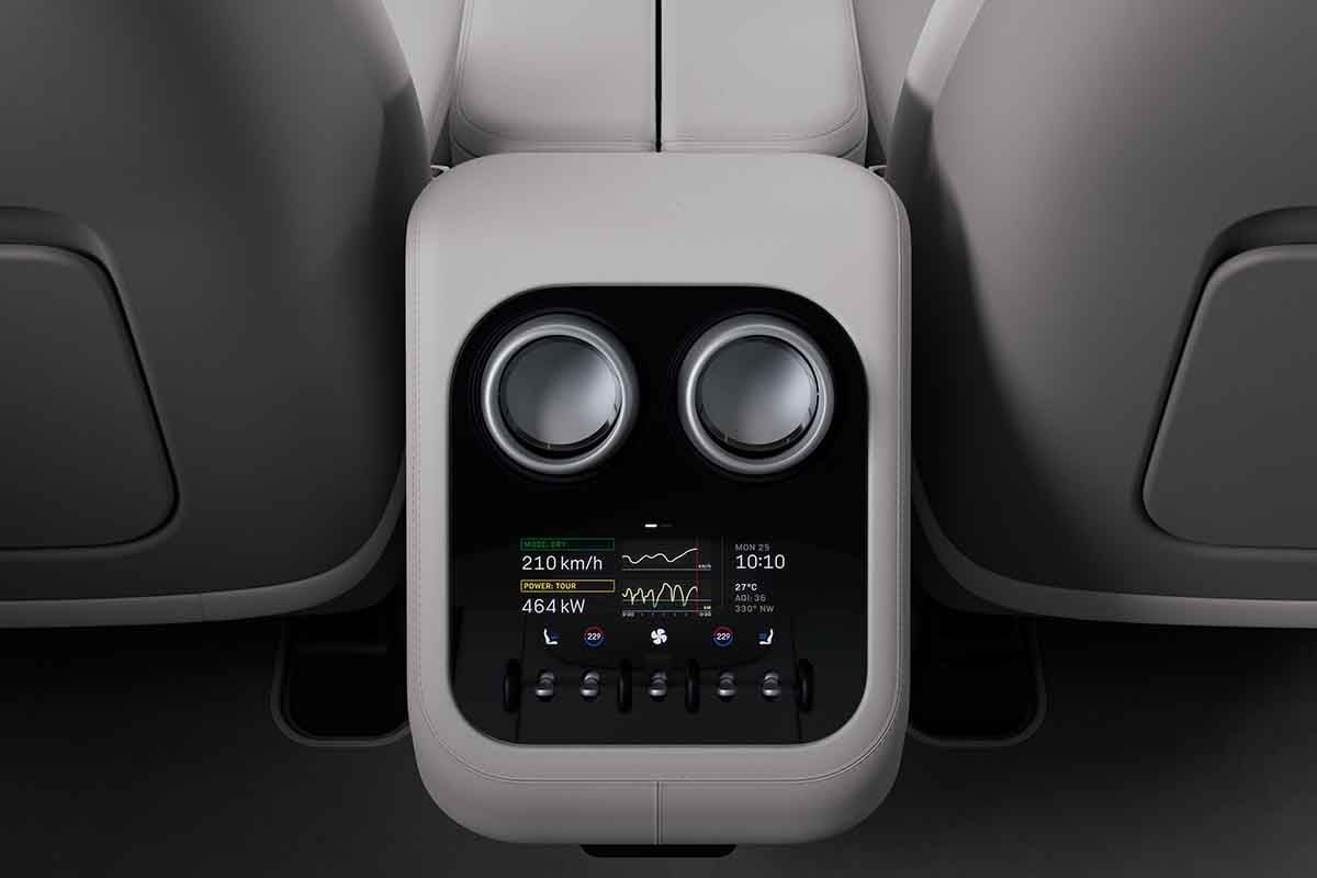 オークション出品され4000万ドルで落札された2026年式フェラーリ「ルーチェ」初号車(c)2026 Courtesy of RM Sotheby's
