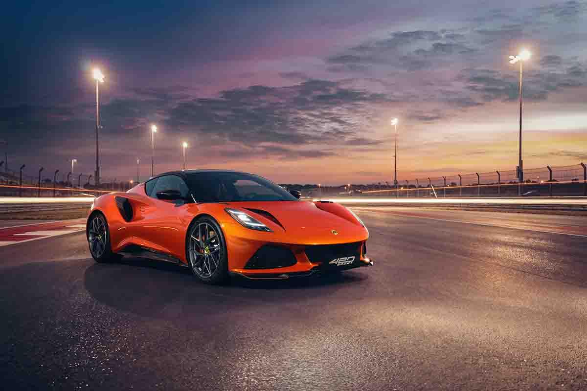 ロータス新型「エミーラ420スポーツ」