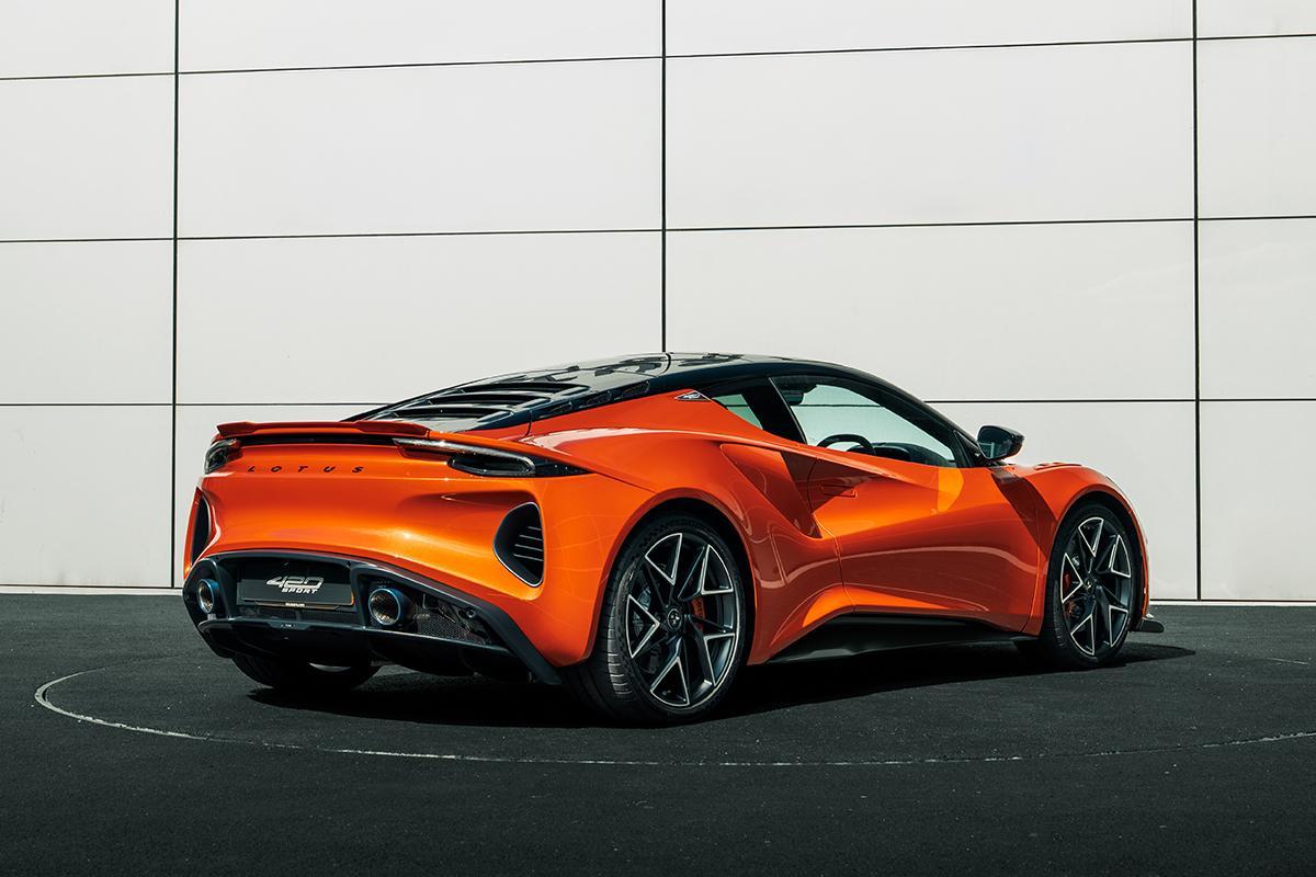 ロータス新型「エミーラ420スポーツ」