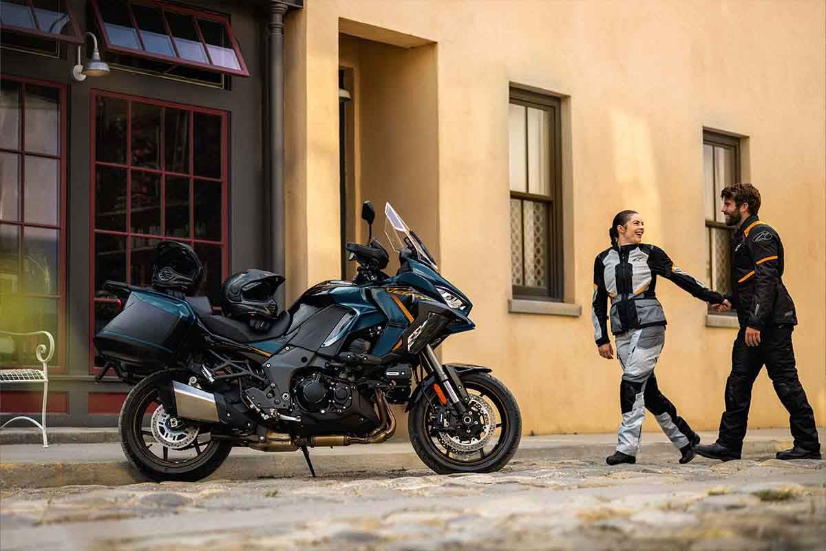 カワサキ「ヴェルシス 1100SE」
