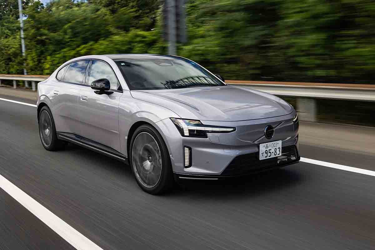 ボルボ新型「ES90」の走り