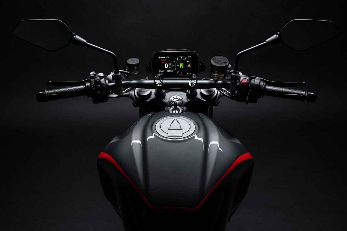 2026年7月に発売されたドゥカティ新型「モンスター」スポーツカラー